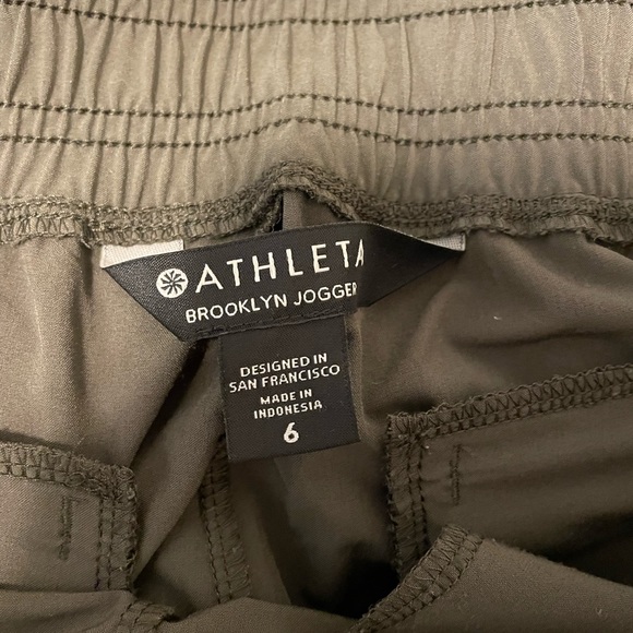 Athleta Brooklyn Jogger - Picture 5 of 8